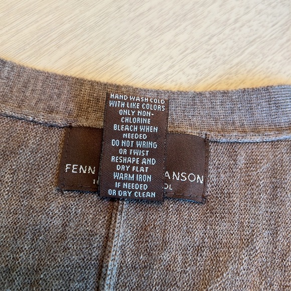 Fenn Wright Manson 100% Merino Wool Brown V Neck Button Cardigan Sweater Size M - Picture 11 of 11
